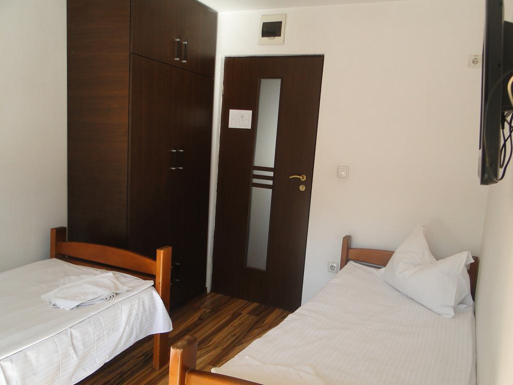 Hostel Bella Italia Brăila Dış mekan fotoğraf