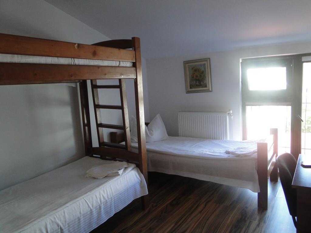Hostel Bella Italia Brăila Dış mekan fotoğraf