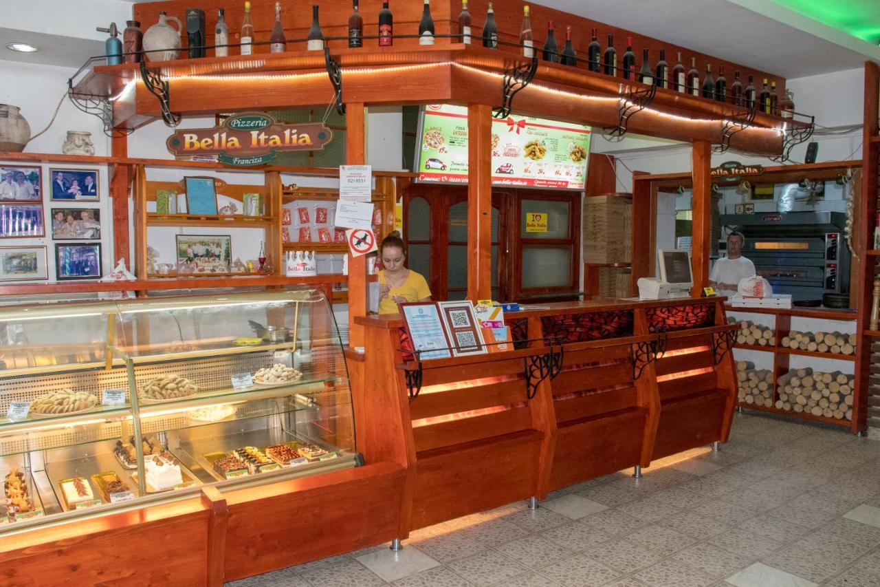 Hostel Bella Italia Brăila Dış mekan fotoğraf