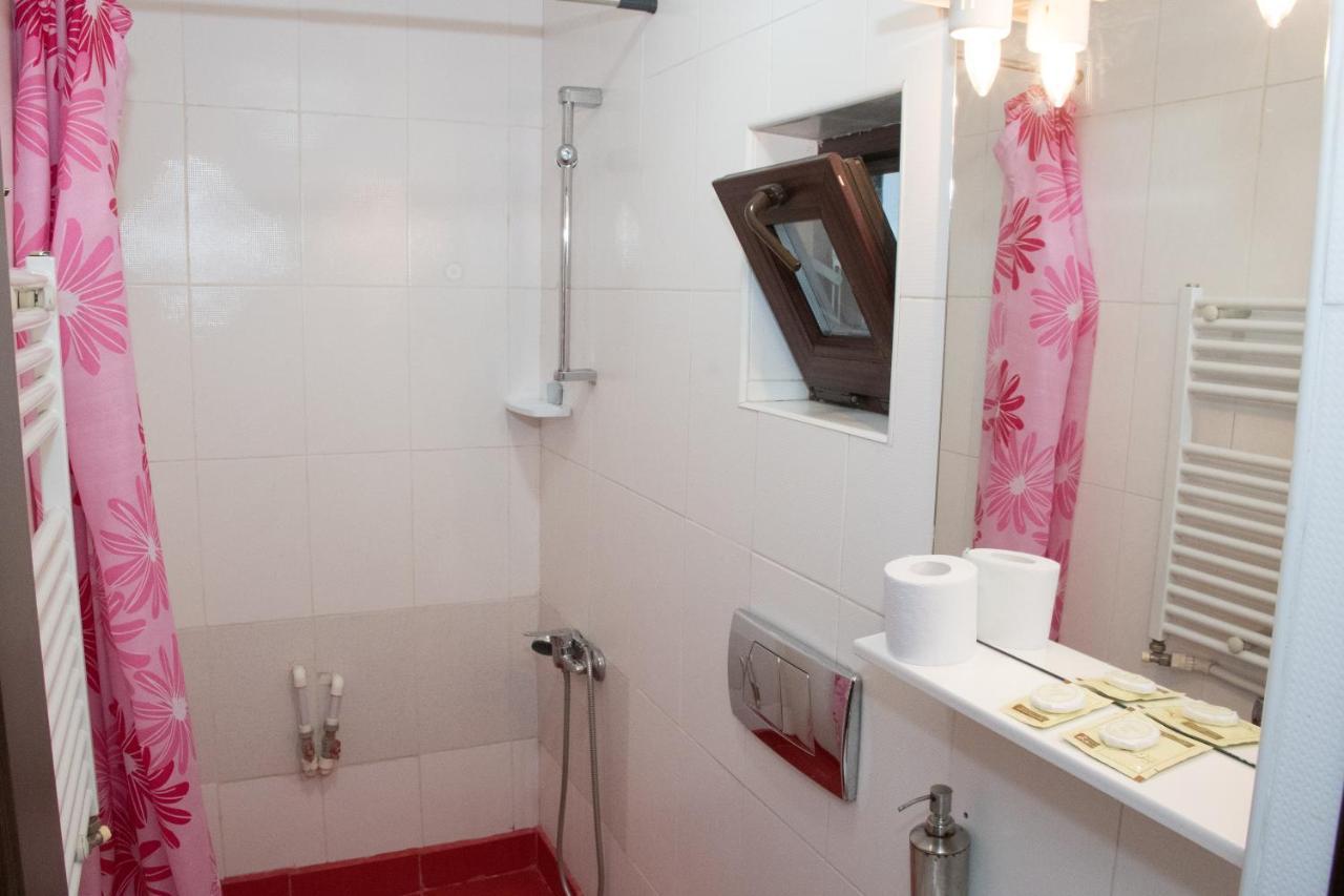 Hostel Bella Italia Brăila Dış mekan fotoğraf