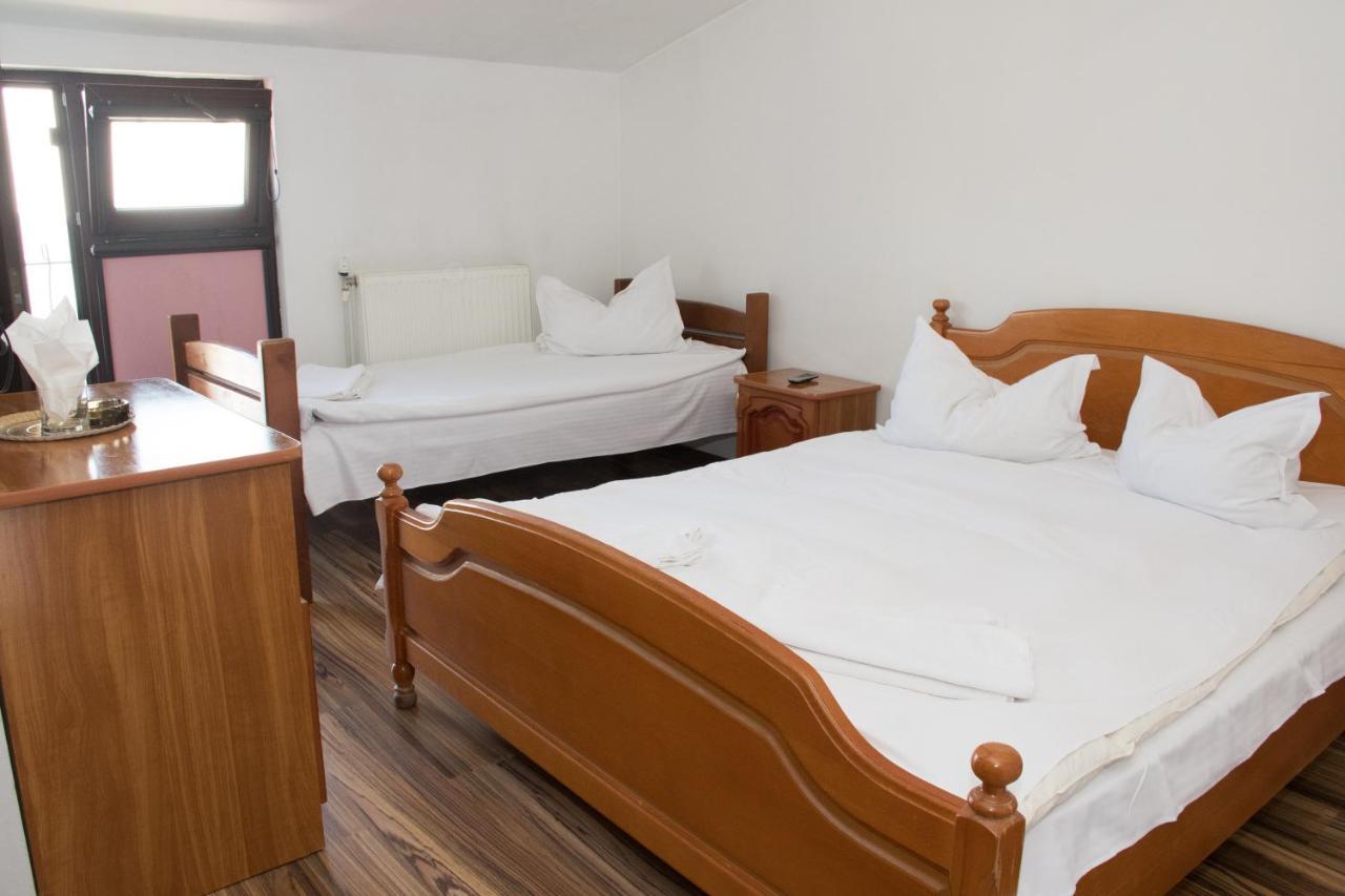 Hostel Bella Italia Brăila Dış mekan fotoğraf